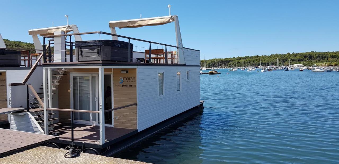 House Boat - Floating House Sofia Otel Pula Dış mekan fotoğraf